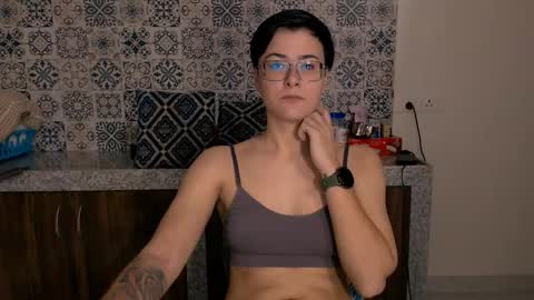 Eva and Sandra online show from 9, 2, 2025