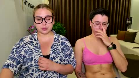 Eva and Sandra online show from 4, 4, 2026