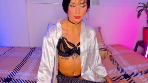 Snapshot of chloeaddamss chatting on 10, 7, 2026 3 online show from 10, 7, 2026