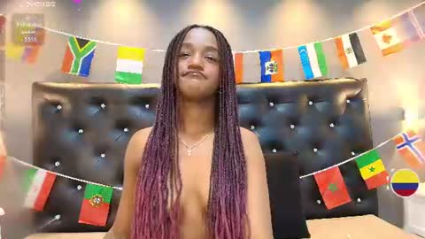 Snapshot of chloebrunnie chatting on 8, 7, 2026 CHLOE online show from 8, 7, 2026