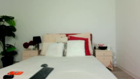 Chloe online show from 20, 4, 2026