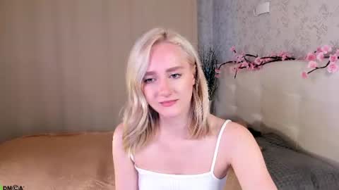 Snapshot of chloedeccker chatting on 22, 6, 2026 Chloe Deccker online show from 22, 6, 2026