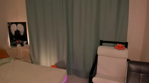 Chloe online show from 15, 11, 2025