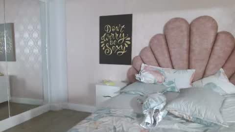 Snapshot of chloehills1 chatting on 10, 6, 2026 ChloeHills online show from 10, 6, 2026