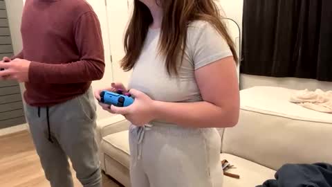 Snapshot of chloejaxxx chatting on 28, 10, 2025 chloejaxxx online show from 28, 10, 2025