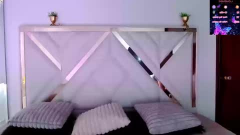 Chloe online show from 25, 9, 2025