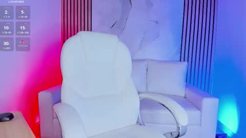 Chloe  online show from 17, 12, 2025