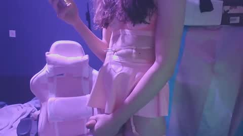 chloetjexx online show from 4, 1, 2025