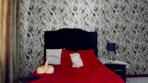 ChloeTurner  online show from 31, 10, 2025