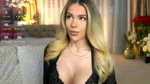 Chloe online show from 27, 3, 2026