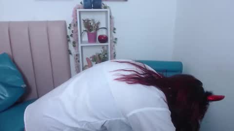 chloewild707rs online show from 17, 9, 2025