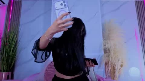 Snapshot of chlooee_ chatting on 28, 4, 2026 Chlooe online show from 28, 4, 2026