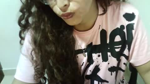 chochohot45 online show from 4, 2, 2025