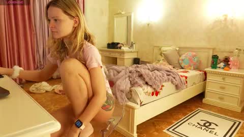 Masha online show from 12, 10, 2025