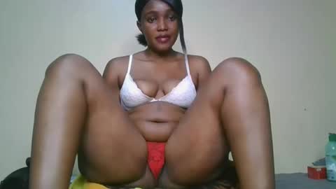 Snapshot of choco_baeb chatting on 14, 2, 2025 nei online show from 14, 2, 2025