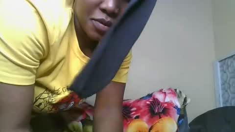 Snapshot of choco_baeb chatting on 25, 9, 2025 nei online show from 25, 9, 2025