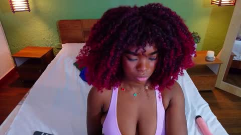 Snapshot of choco_goddess_ chatting on 24, 10, 2025 Camila Love online show from 24, 10, 2025
