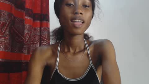 choco_petitqueen online show from 28, 12, 2024