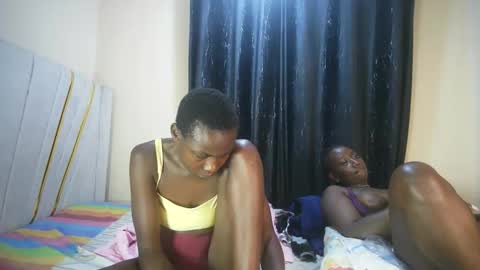 Snapshot of chocolate_desire1 chatting on 18, 5, 2026 chocolate_desire1 online show from 18, 5, 2026