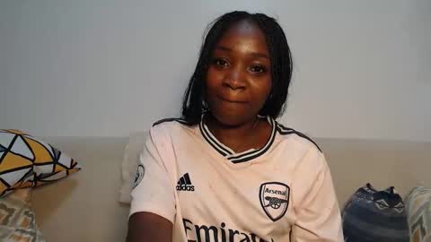 Snapshot of chocolate_desiree chatting on 7, 2, 2026 Lofti online show from 7, 2, 2026