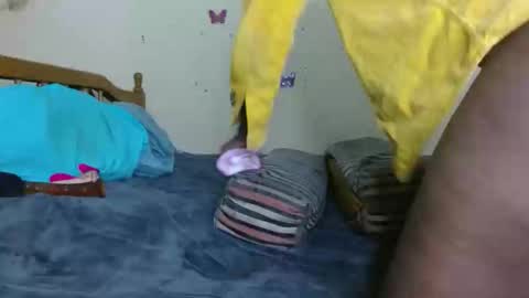 Snapshot of chocolatebony_ chatting on 18, 12, 2025 chocolatebony_ online show from 18, 12, 2025