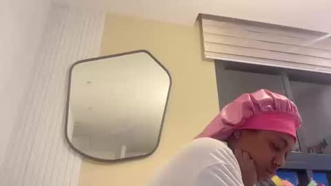 ChocolateCakeQueen online show from 29, 12, 2024