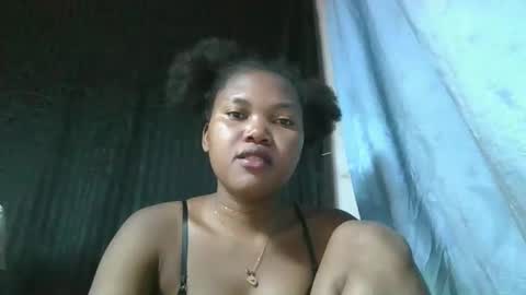 Snapshot of chololatblonde chatting on 9, 2, 2026 chololatblonde online show from 9, 2, 2026