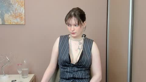 Cassandra online show from 9, 4, 2026