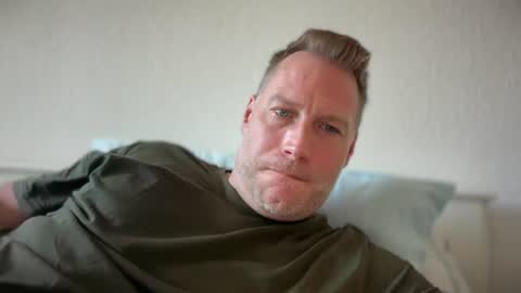 Snapshot of chris2024x chatting on 17, 6, 2026 Christian online show from 17, 6, 2026