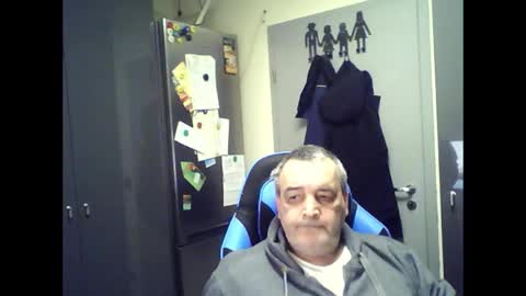 Chris online show from 5, 4, 2026