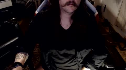 Chris online show from 9, 4, 2026