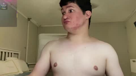 Snapshot of chris___evanss chatting on 13, 9, 2025 Chris Evens online show from 13, 9, 2025