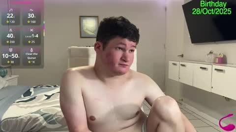 Snapshot of chris___evanss chatting on 18, 10, 2025 Chris Evens online show from 18, 10, 2025