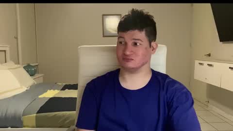 Snapshot of chris___evanss chatting on 16, 11, 2025 Chris Evens online show from 16, 11, 2025