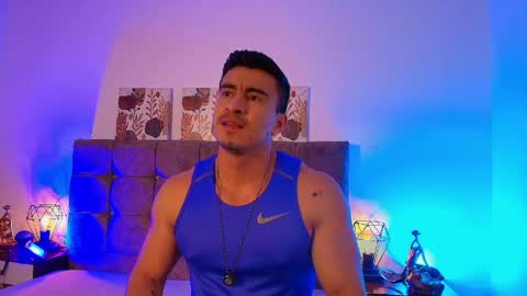 Snapshot of chris_clarck chatting on 27, 5, 2026 chris_clarck online show from 27, 5, 2026