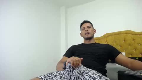 Snapshot of chris_dick2 chatting on 19, 4, 2026 chris_dick2 online show from 19, 4, 2026