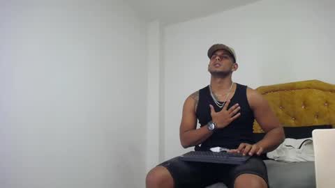 Snapshot of chris_dick2 chatting on 22, 4, 2026 chris_dick2 online show from 22, 4, 2026