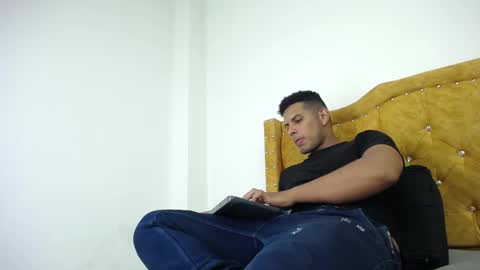Snapshot of chris_dick2 chatting on 2, 5, 2026 chris_dick2 online show from 2, 5, 2026