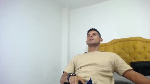 Snapshot of chris_dick2 chatting on 5, 5, 2026 chris_dick2 online show from 5, 5, 2026