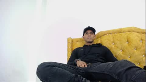Snapshot of chris_dick2 chatting on 2, 6, 2026 chris_dick2 online show from 2, 6, 2026