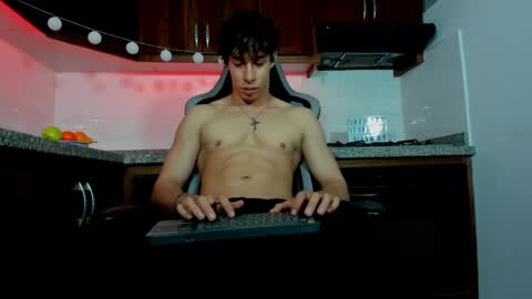 Snapshot of chris_evans27 chatting on 31, 1, 2026 Chris Evans online show from 31, 1, 2026