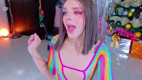 juli   Instagram july rv17 - Twitter juli rv17     online show from 23, 12, 2024