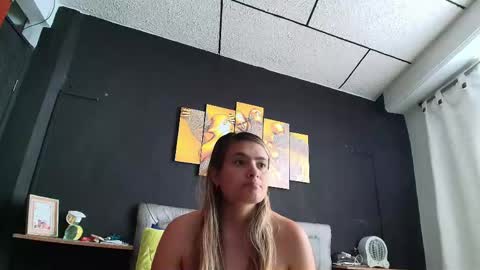 Snapshot of chris_sharon2023 chatting on 24, 4, 2026 Yarixa online show from 24, 4, 2026