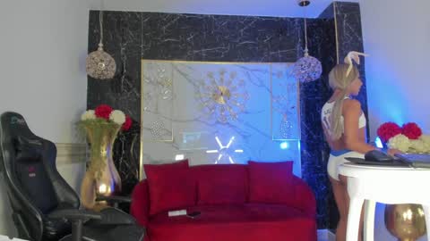 Snapshot of chris_twiink chatting on 8, 2, 2025 Chris online show from 8, 2, 2025