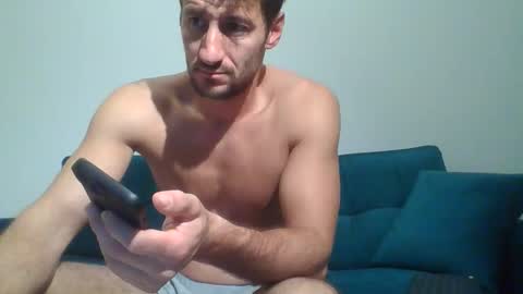 Snapshot of chrisaron chatting on 22, 11, 2025 chrisaron online show from 22, 11, 2025