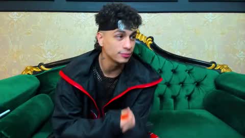 Chris online show from 21, 10, 2025