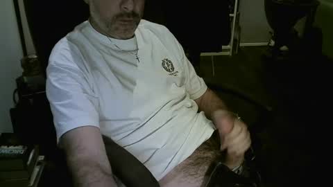chrisprngr online show from 28, 7, 2026