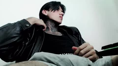 CHRIS  INDEPENT MODEL online show from 2, 3, 2025