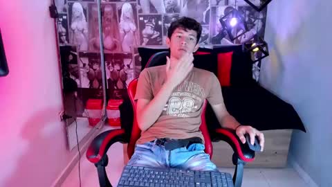 Snapshot of christian_foxx chatting on 21, 4, 2026 Christian online show from 21, 4, 2026