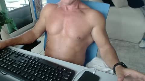 Michael USA online show from 27, 4, 2026